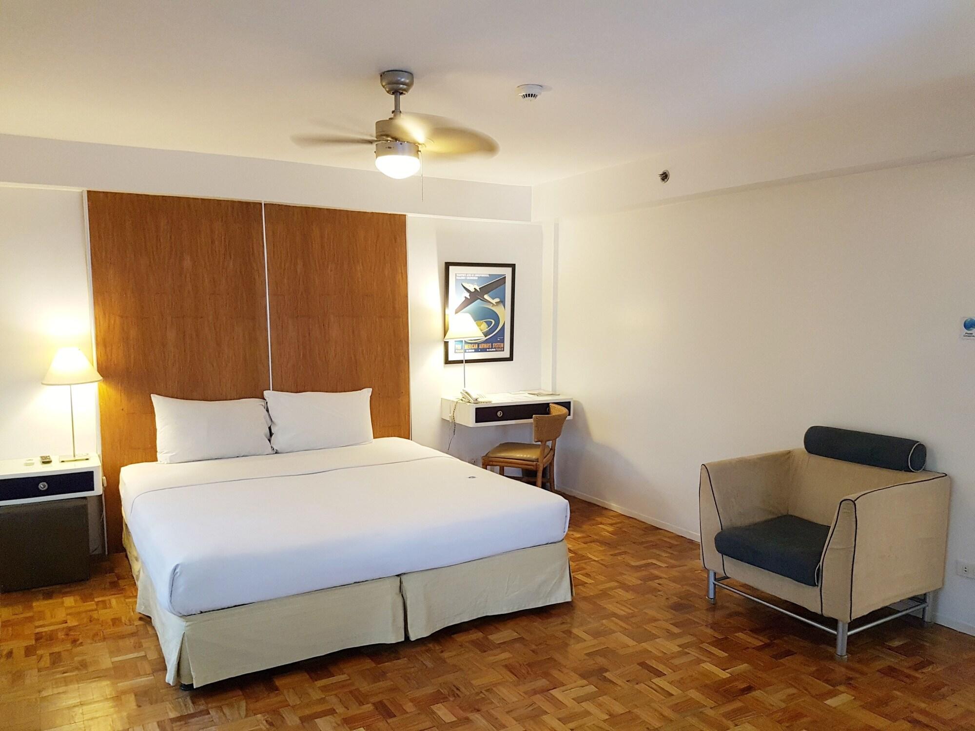 The Clipper House, Poblacion Makati Manila Esterno foto